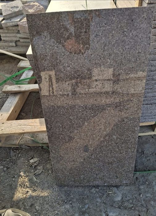 Гранит травертин мрамор ступени подступени тумба