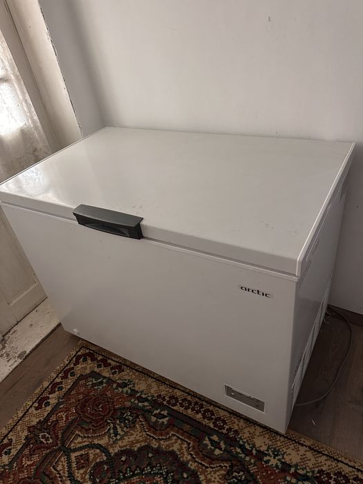 Lada frigorifica Arctic AHO30P40, 308 litri,clasa E