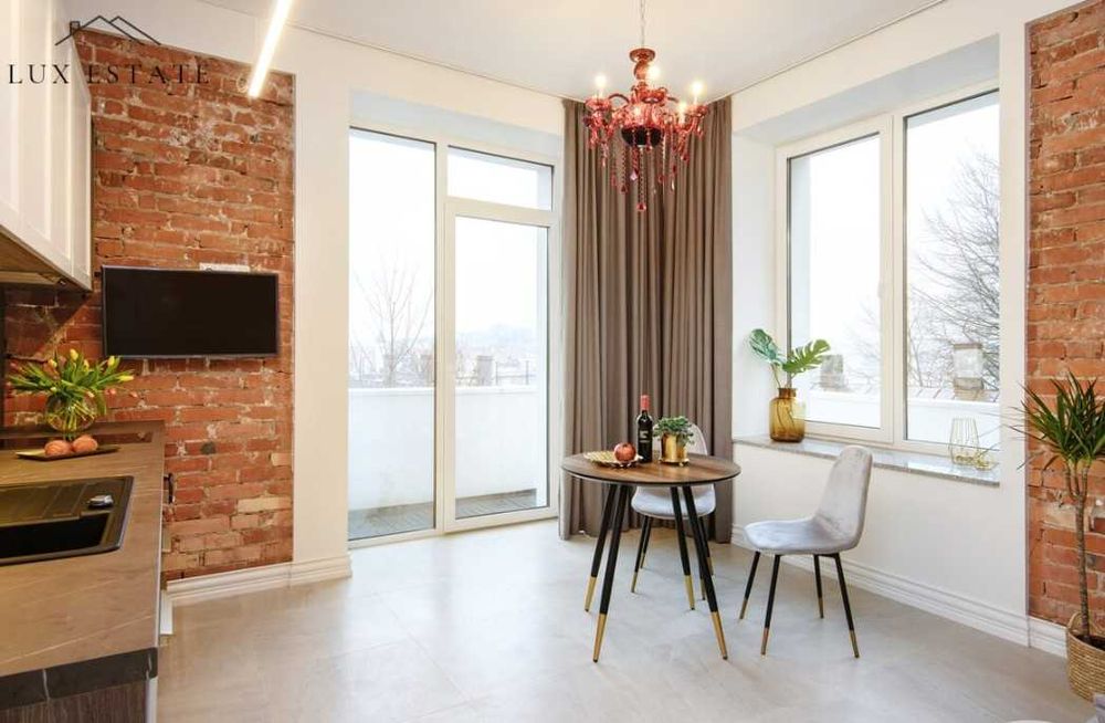 Продава се Двустаен апартамент в София, Полигона - 65 кв.м за 2070 €/кв.м - Снимка #1