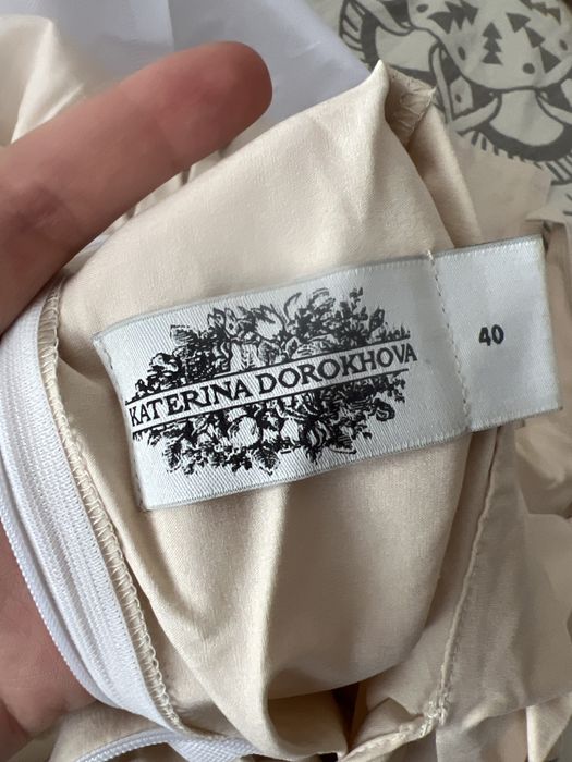 Дизайнерское платье