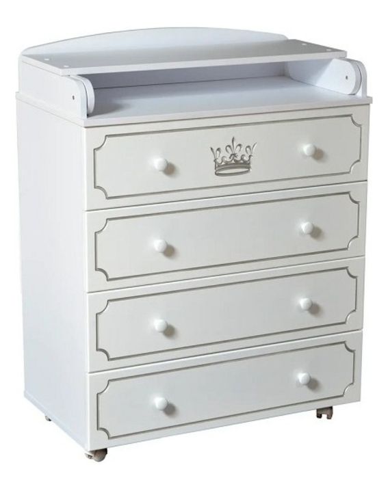 Кроватка с комодом