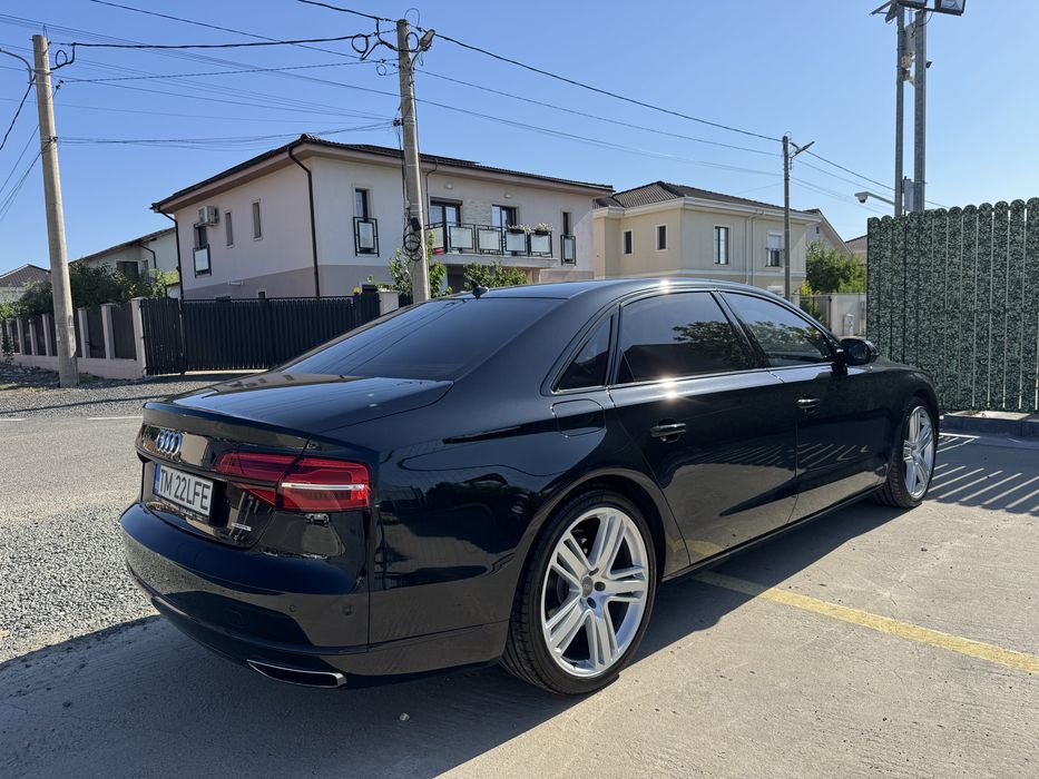 Audi A8 L - 2015 / 3000 D