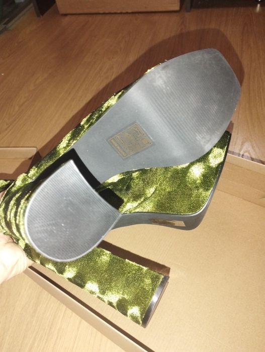 Нови боти на Steve Madden