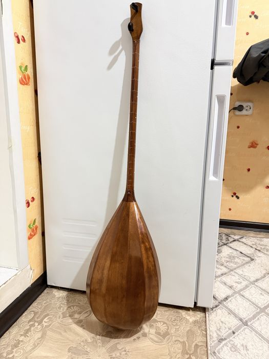 Срочно продам профессиональную домбру/ домбыра