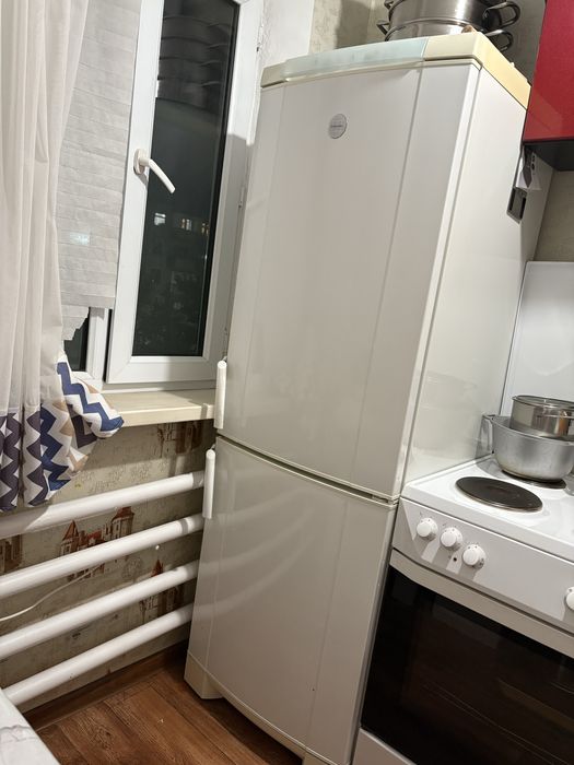 Холодильник Electrolux