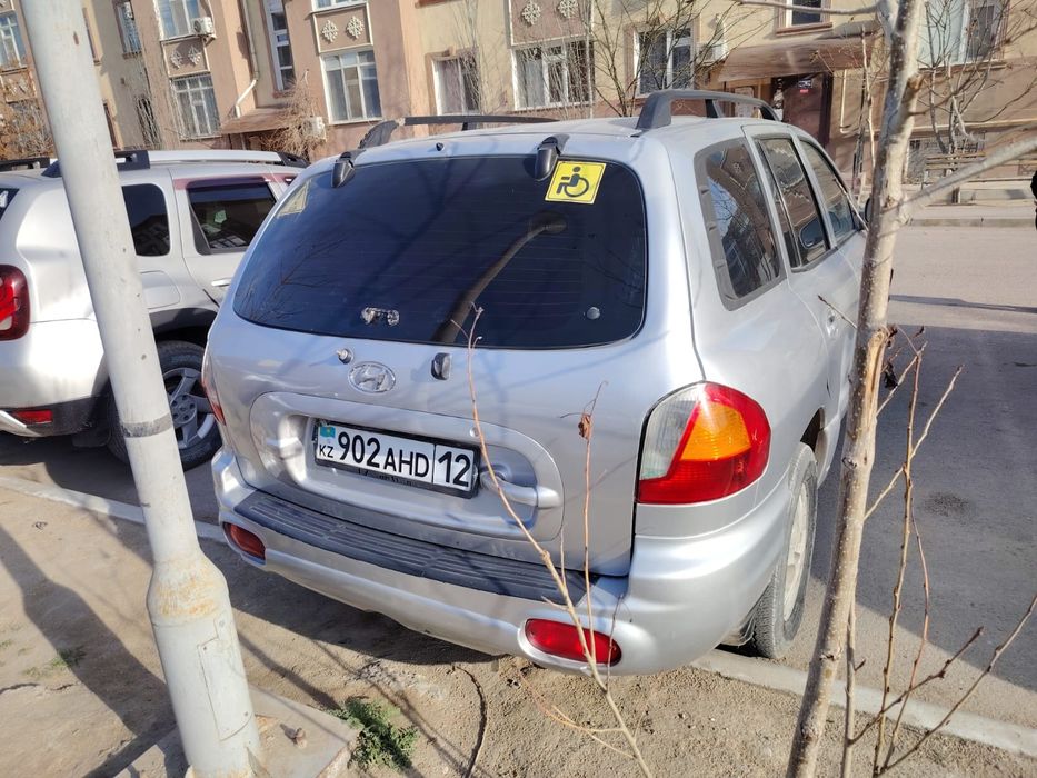 Продаётся Hyundai Santa Fe 2002
