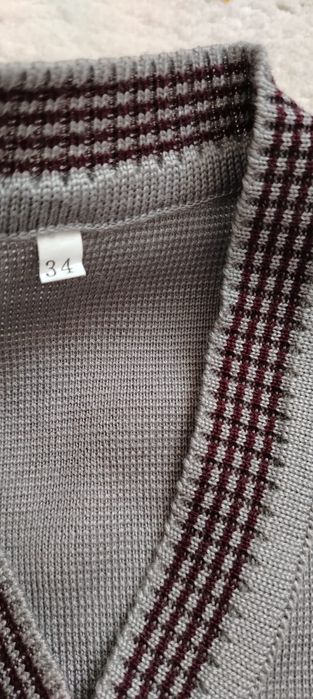 Продам бомбер+желетку для школы