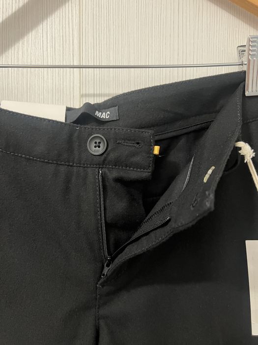 Pantaloni MAC Anouk Sporty negri cu fermoar