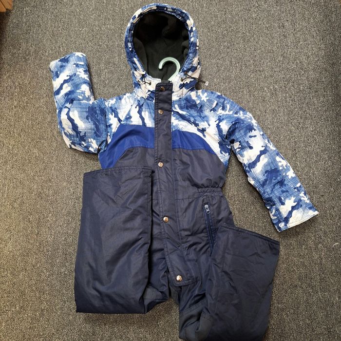 Горнолыжный комбинезон, цельный