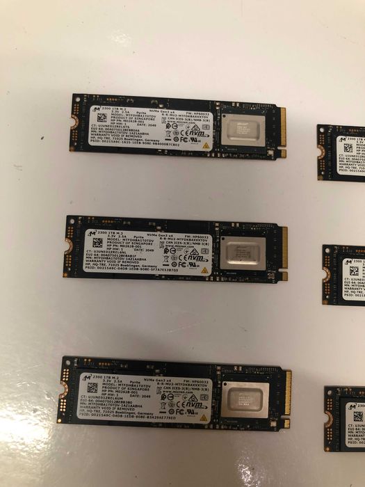 SSD M2 NVME 1 TB Micron model 2300, garantie 6 luni