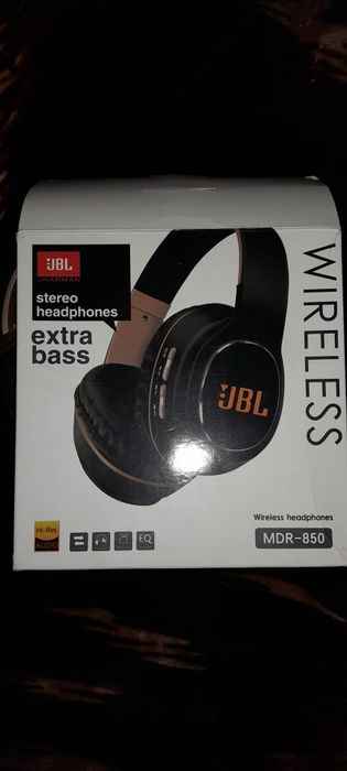 Наушники новые JBL