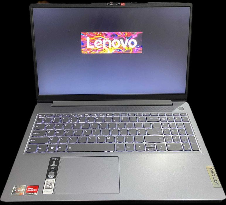 Laptop LENOVO IdeaPad Slim 3 15ABR8