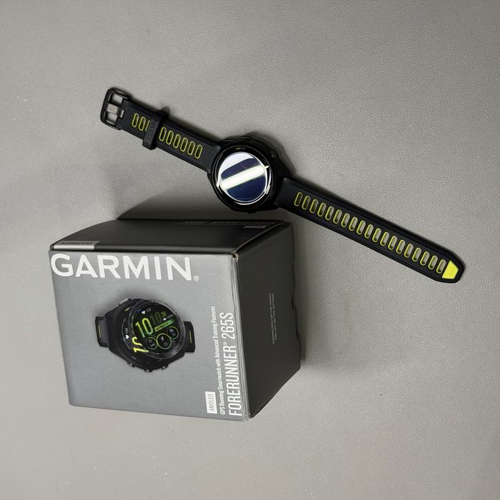 Часы Garmin Forerunner 265S, полный комплект
