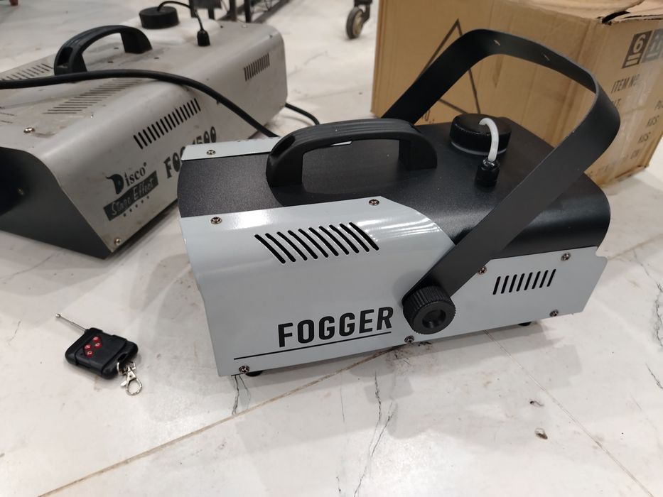 Генератор дыма 2 штуки, жидкости для дыма