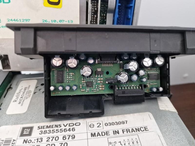 Navigatie CD 70 NAVI display si tuner audio Opel Signum facelift