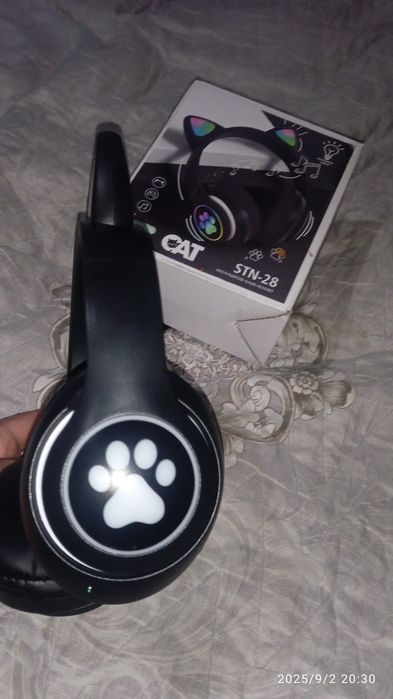 Наушники Cat ,без проводные