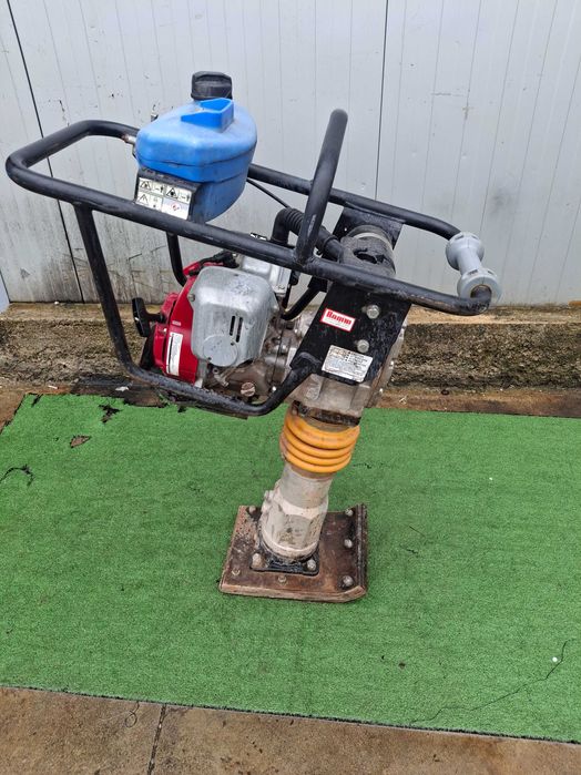 Трамбовка   Пачи крак двигател Honda