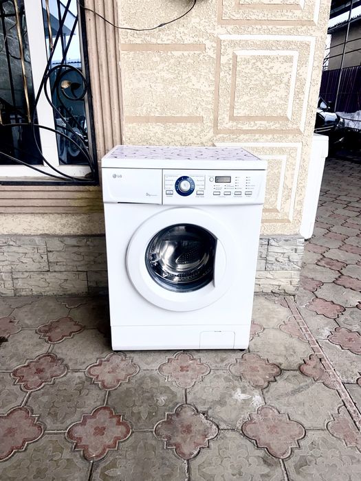 Продам стиральную машинку LG  рабочая