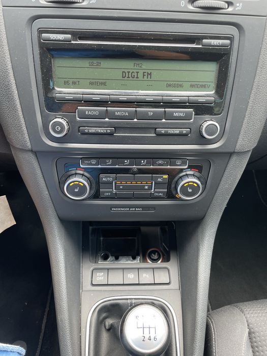 Volkswagen Golf 6 (park asisst)
