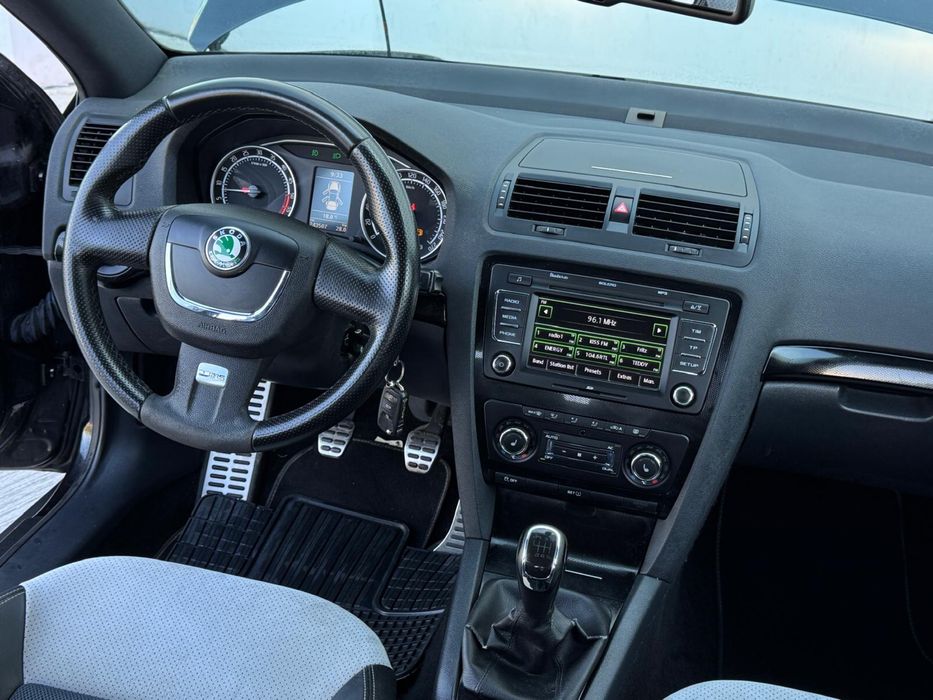 Skoda Octavia vRS Manuala