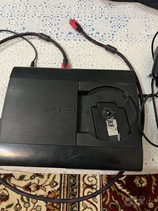 Play station 3super slim 465gb