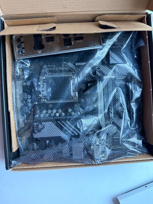 Материнская плата gigabyte B850M