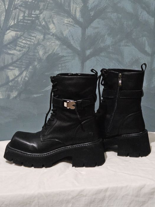 Сапоги, берцы Kari