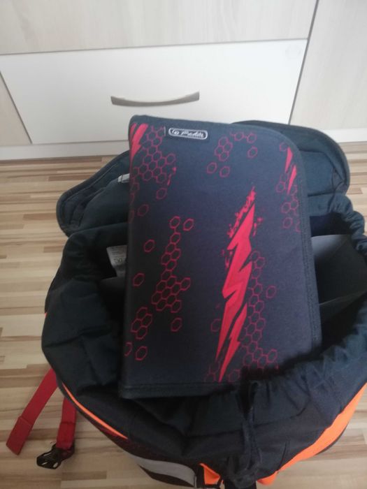 Ученическа ергономична раница Herlitz