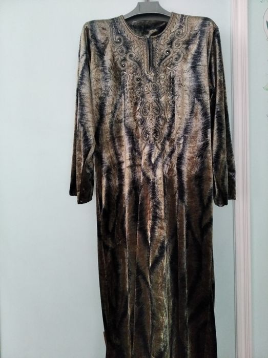 Платья нарядний