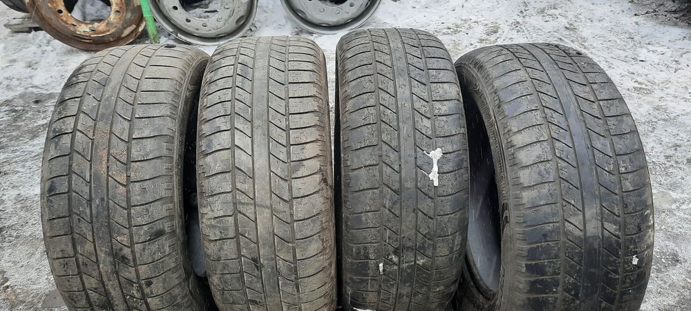 Продам автошины на 18