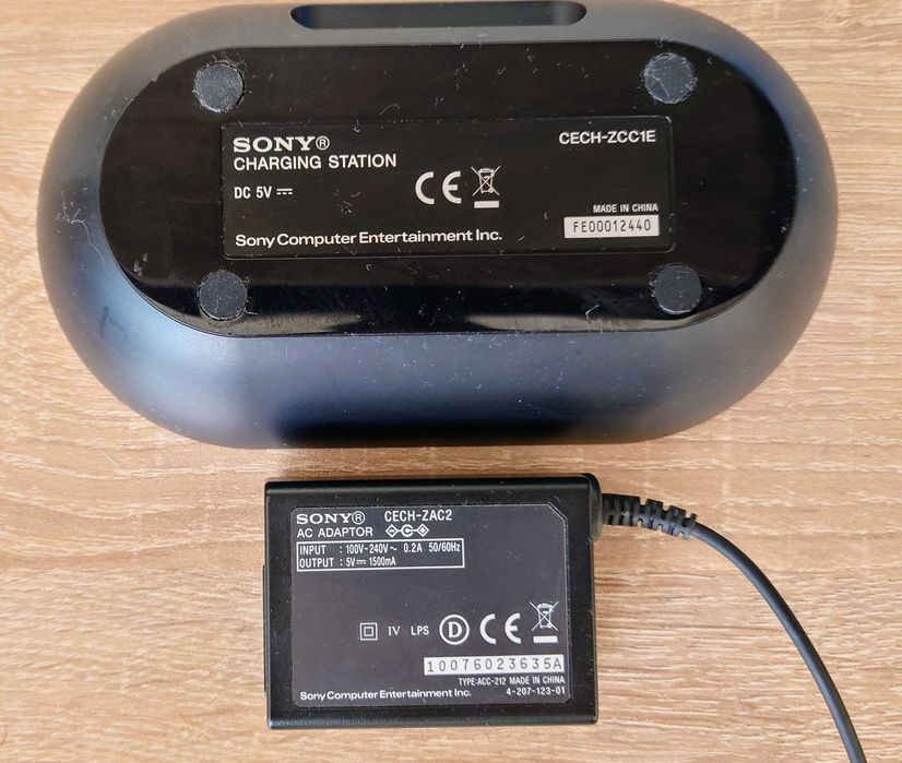 [ PS3 Move > Зарядна / док станция за Муув контролери SONY CECH-ZCC1E