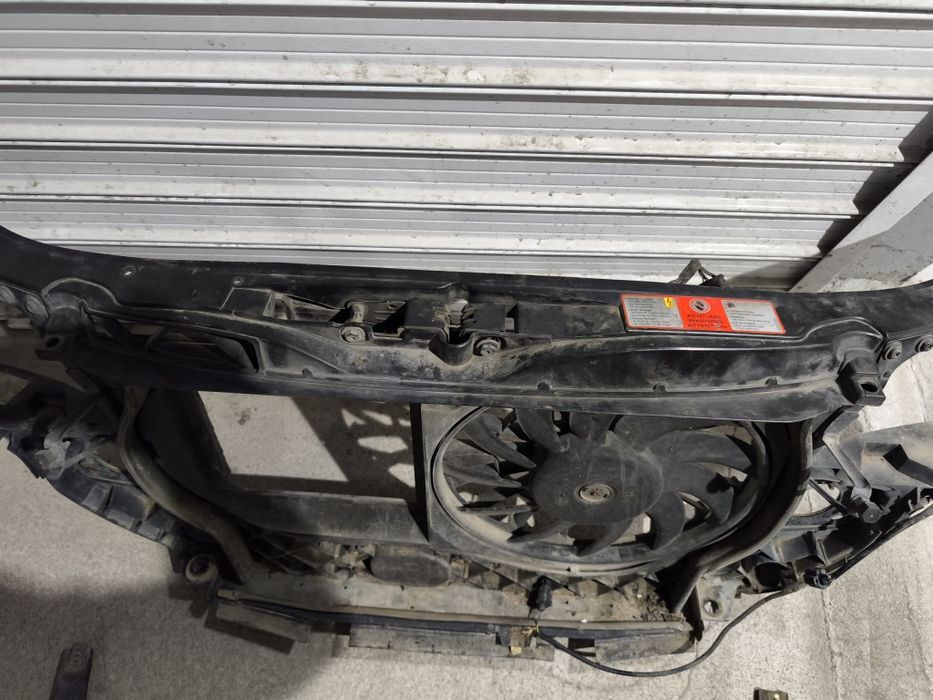 Audi A4 B6 маска, очиларка с перка