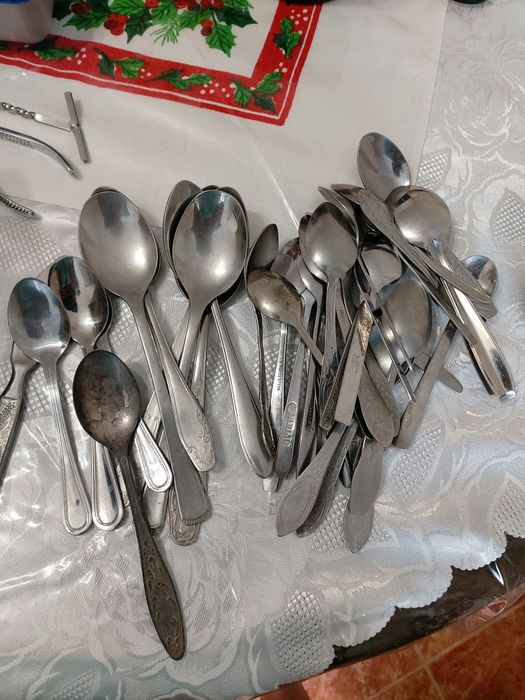 Столовые приборы