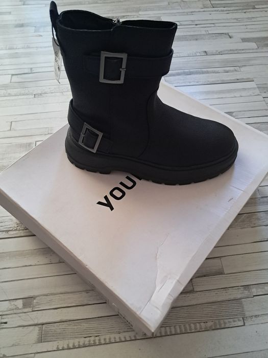 Ghete damă Yourturn! Mărimea 38!Noi!