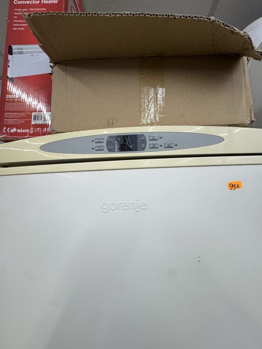 Хладилник beko.