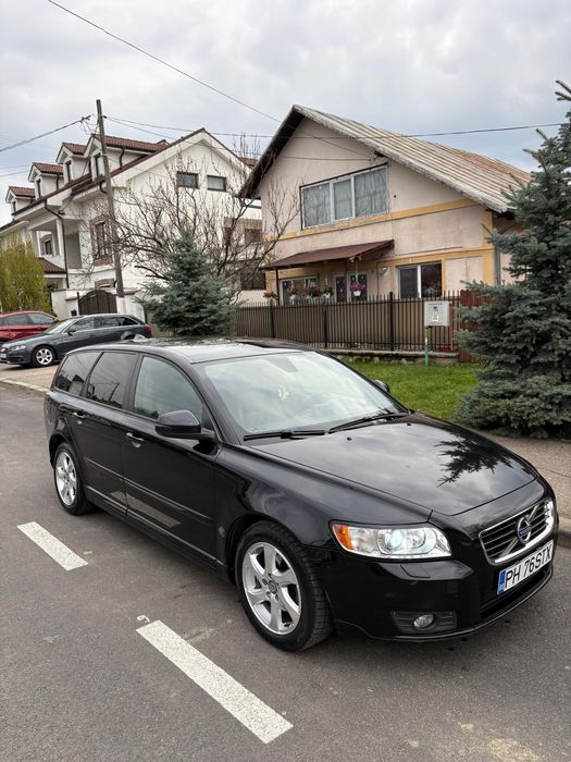 VOLVO V50 facelift