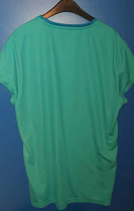 Спортни тениски L размер