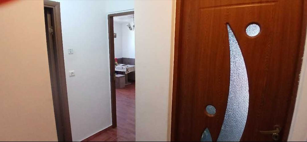 Vând apartament ușor negociabil