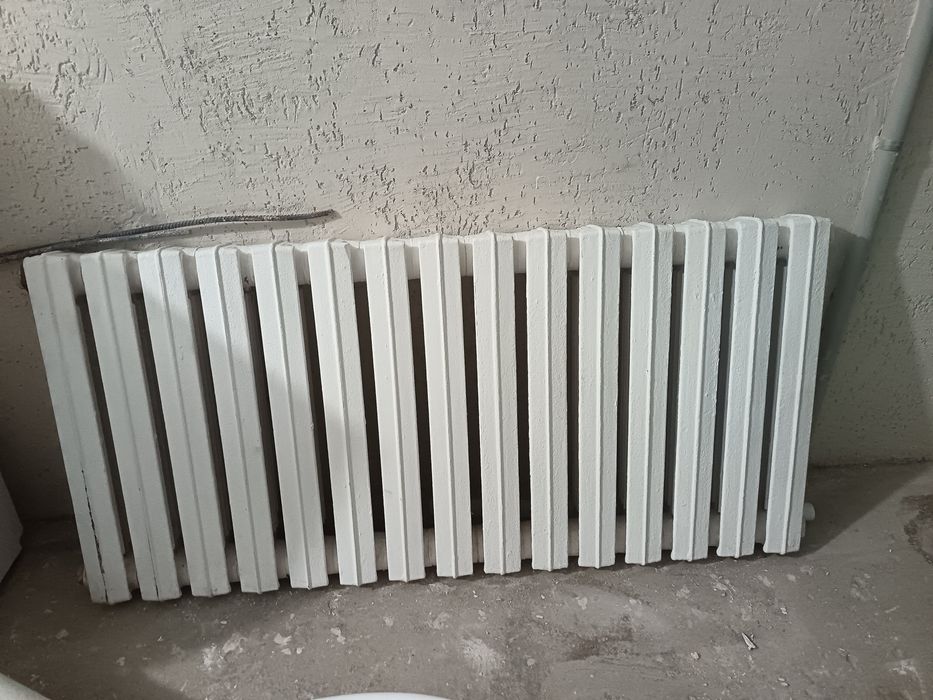 Продам чугунные батареи