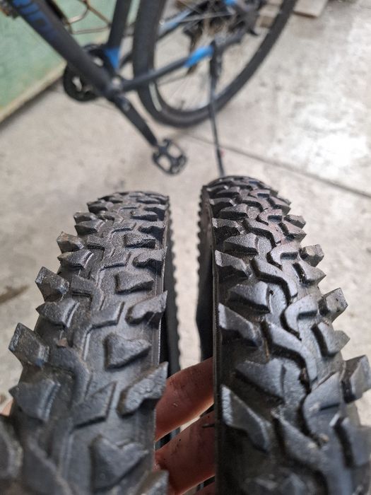 Vând bicicleta Rockrider ST120