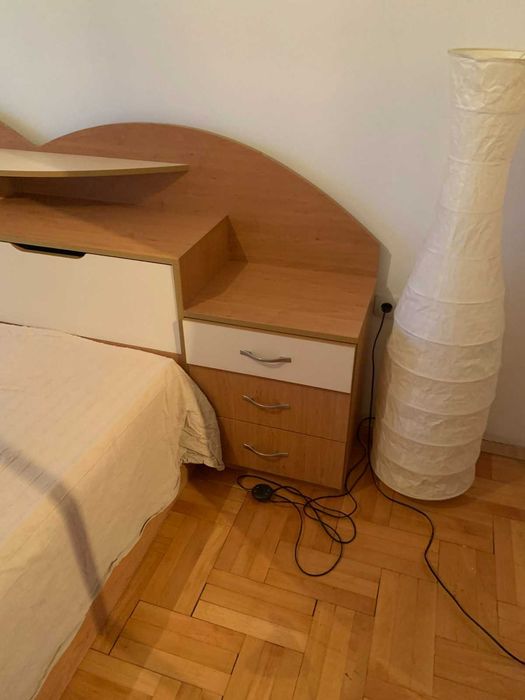 Продавам легло 160х200