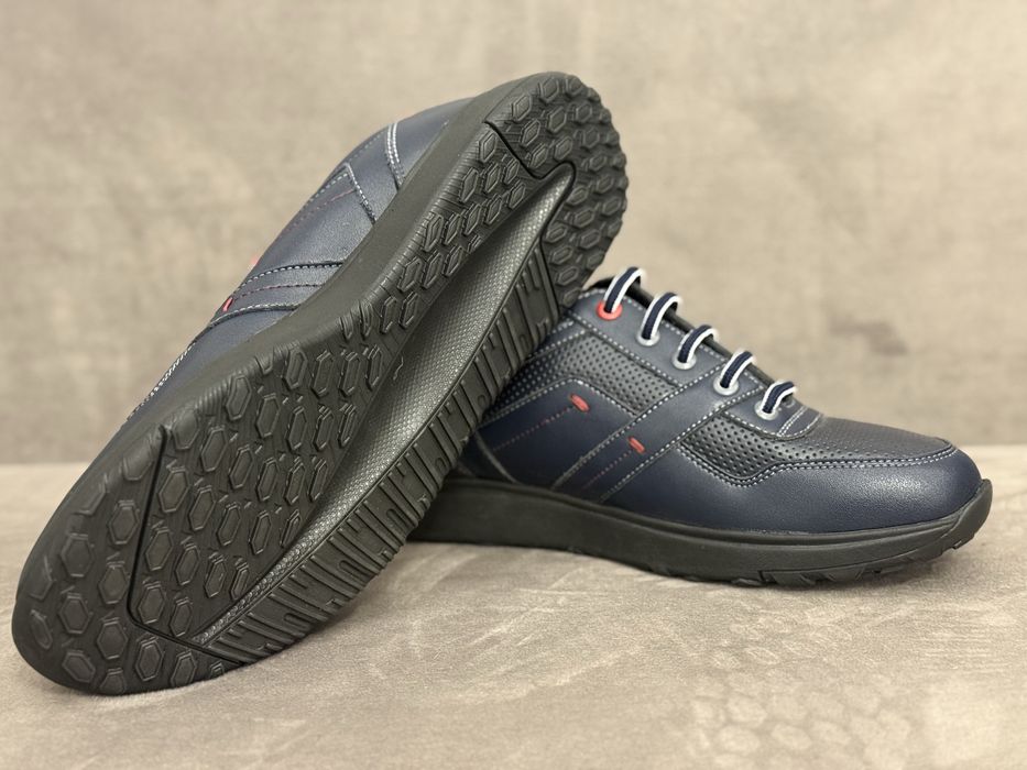Adidasi sport barbati