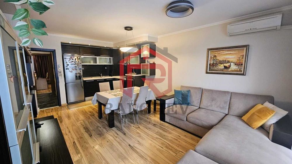 Дава се под наем Тристаен апартамент в Варна, Левски - 95 кв.м за 737.97 € - Снимка #1