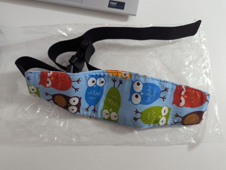 Suport cap copil pentru scaun auto - NOU