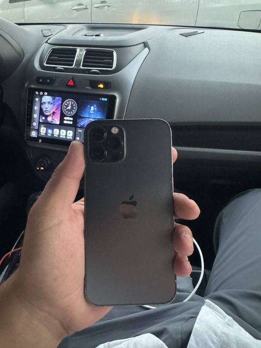 iPhone 12 pro ….