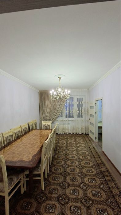 Срочно продам стол 12 сул