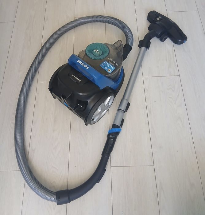 Продам пылесос  Philips в отличном состоянии