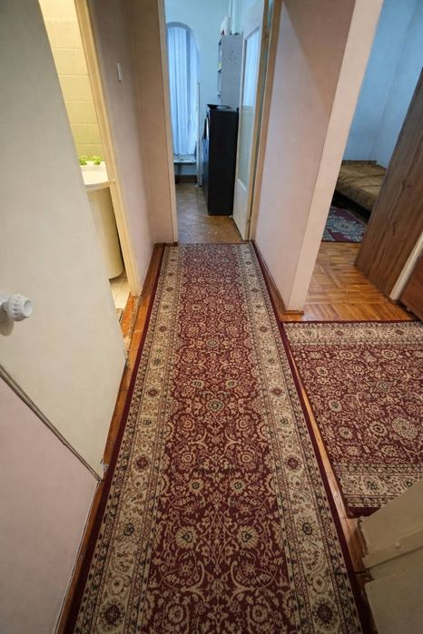 Продается 2× комнатная кварьира в Юнусабаде.  Релторам не беспокоить!!