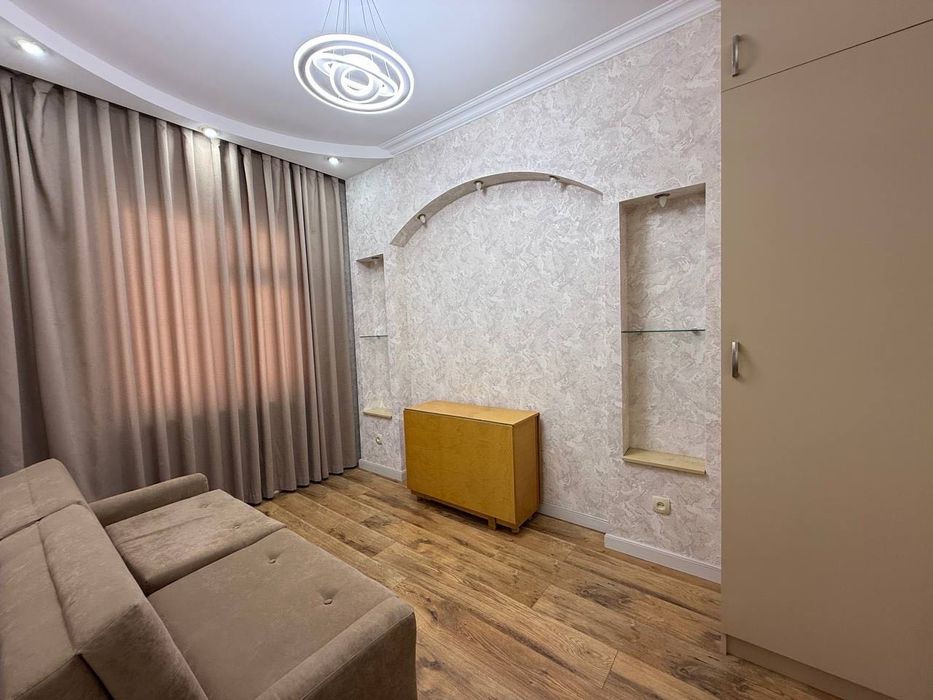 Паркенский 77-серия Площадь-80m2  3/3/4 Ремонт-Новый С/у-Раздельно