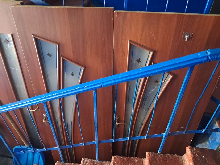 двери межкомнатные